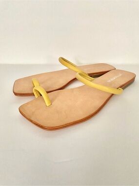 Jeffrey Campbell Yellow Toe-Loop Square-Toe Slide Sandals Sz 6/37